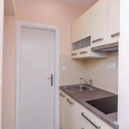 Apartamento Lena & Lara *