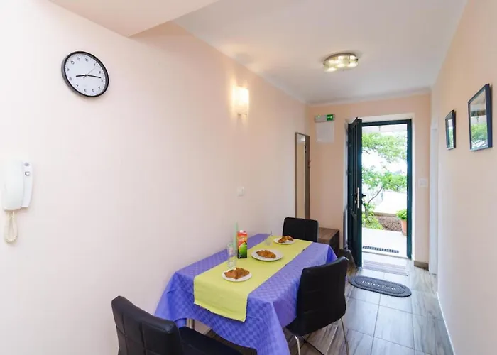 Lena & Lara * دوبروفينك