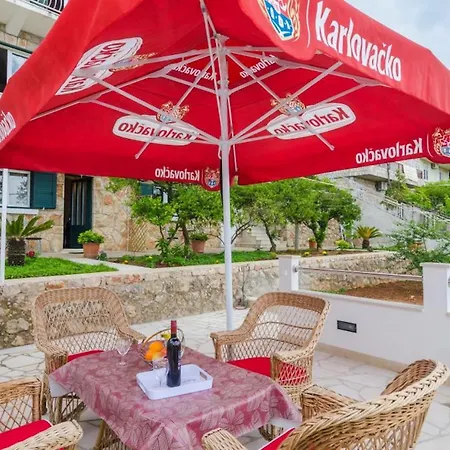 アパート Lena & Lara *